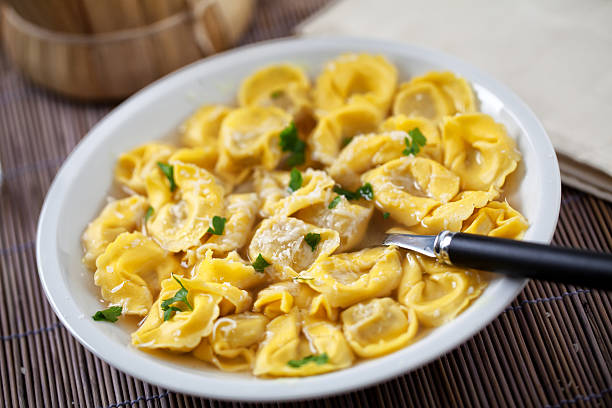 istock Tortellini In Bouillon 174944313