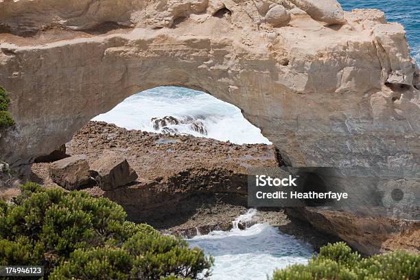 O Arco Great Ocean Road Austrália Closeup - Fotografias de stock e mais imagens de Ao Ar Livre - Ao Ar Livre, Arco Natural, Arenito