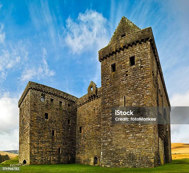 Hermitage Castle Borders Escoceses Escocia En El Reino Unido Foto de stock y más banco de imágenes de Castillo de Hermitage