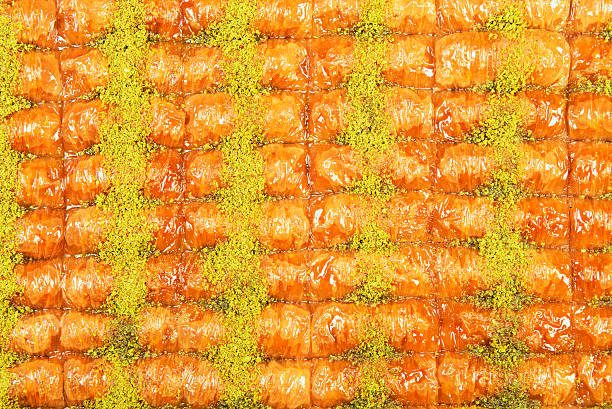 turc baklava - cooked in a row traditional culture indoors photos et images de collection