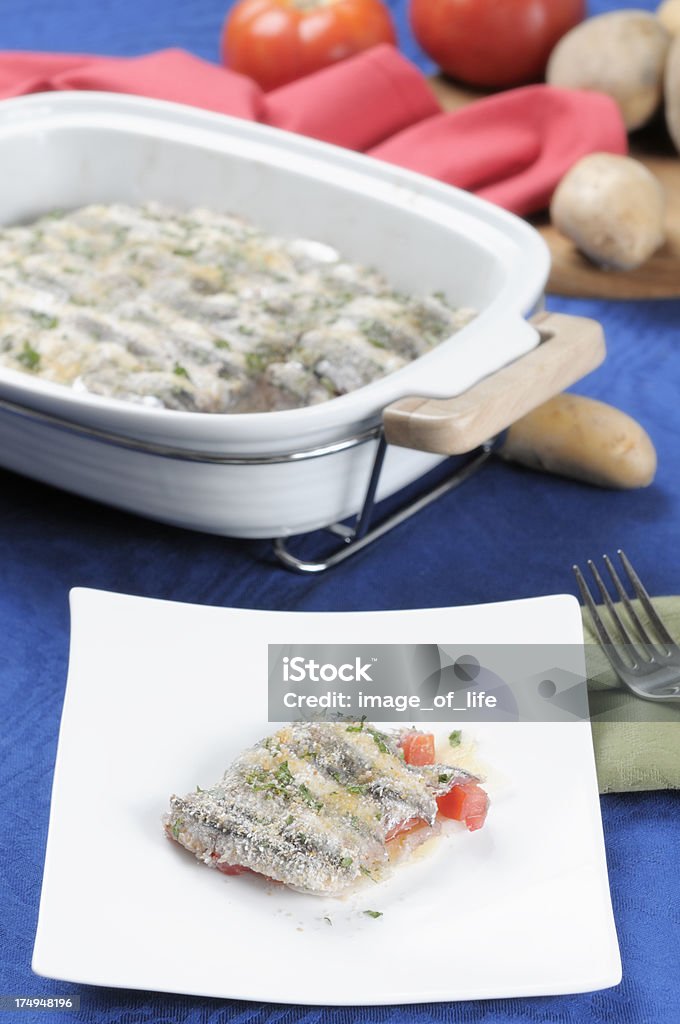 Sardinhas cozido com legumes - Foto de stock de Alimentação Saudável royalty-free