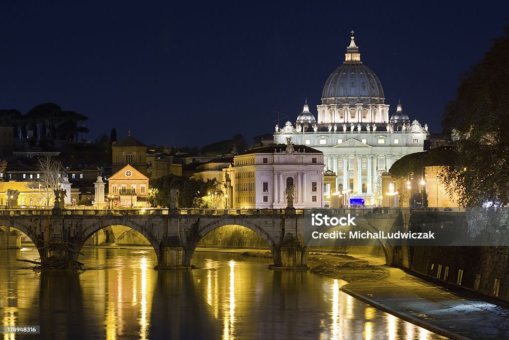 En la noche, Roma - Foto de stock de Aire libre libre de derechos
