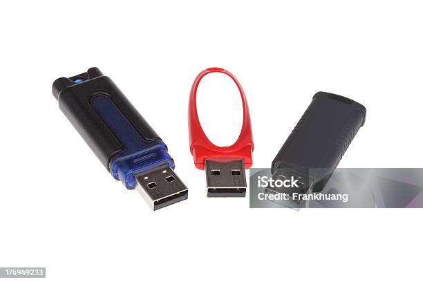 Usb Pamięci Flash Na Białym Tle Tło - zdjęcia stockowe i więcej obrazów Akcesorium osobiste - Akcesorium osobiste, Akta, Bez ludzi