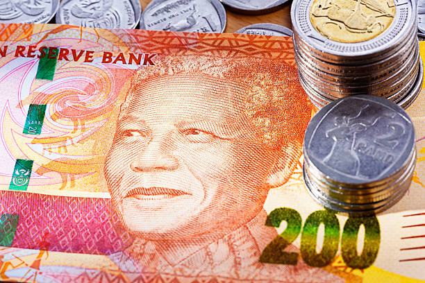 istock New South African Two Hundred Rand banknote featuring Nelson Mandela 174951067