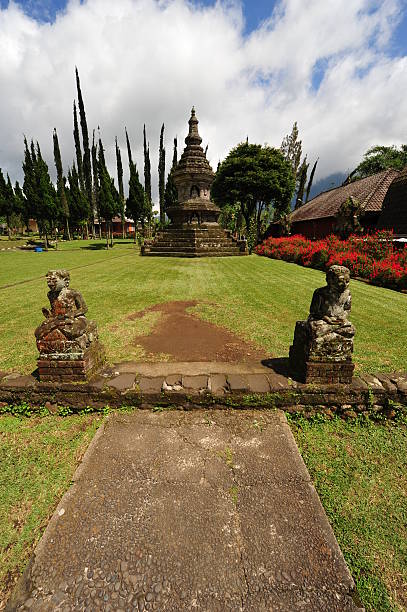 istock Ulan Bratan Temple, Bali 174952540