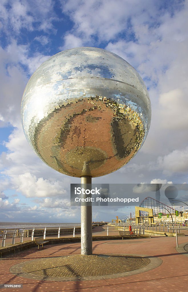 O GIGANTE espelho bola, Blackpool de costa sul, Inglaterra - Royalty-free Blackpool Foto de stock