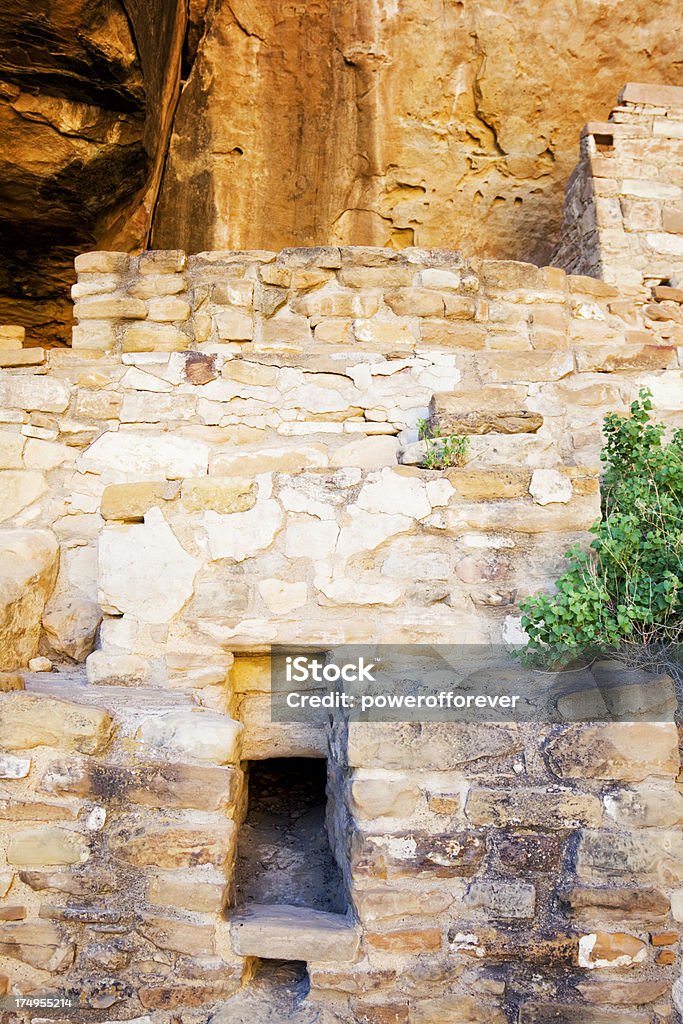 宮殿崖遺跡-メサベルデ国立公園、コロラド州） - アナサジ文化のロイヤリティフリーストックフォト