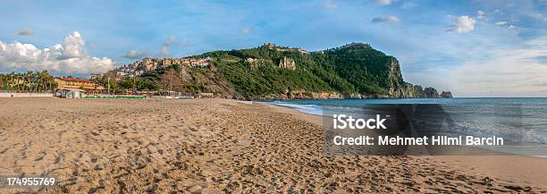 Z Panoramicznym Widokiem Na Krajobraz Miejski Z Alanya Turcja - zdjęcia stockowe i więcej obrazów Cleopatra Beach