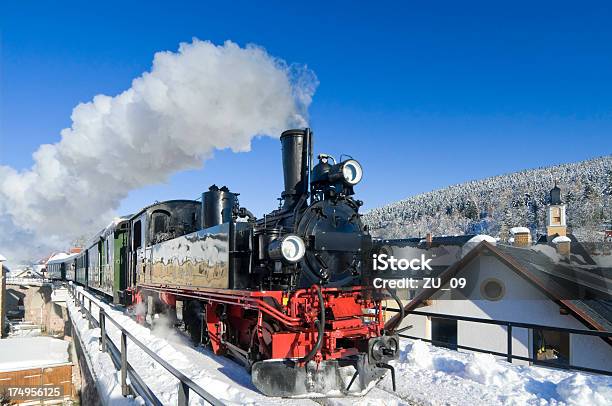 Nostalgische Zug Stockfoto und mehr Bilder von Eisenbahn - Eisenbahn, Fahren, Passagierzug