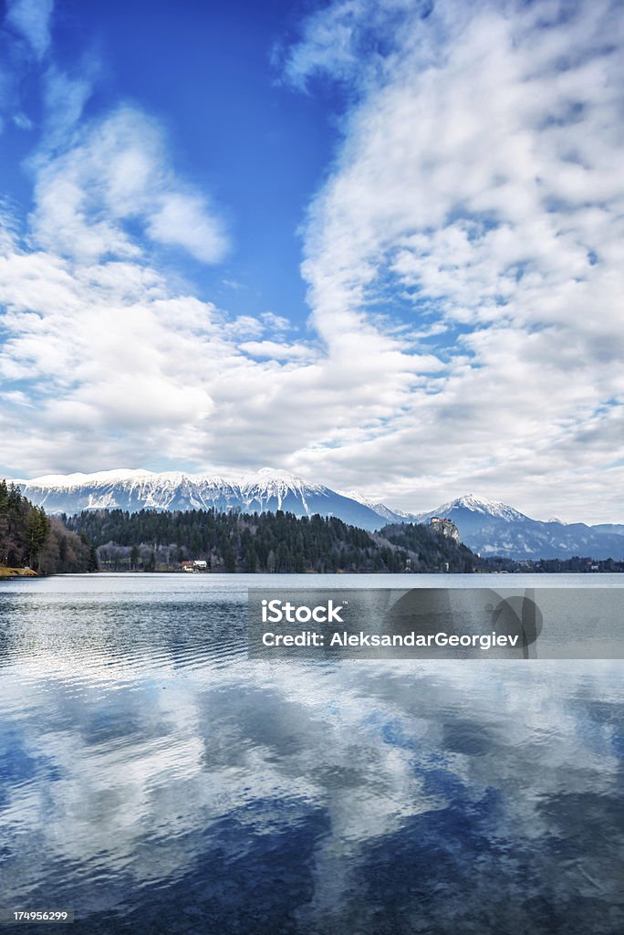 Lago sangrado, Eslovenia - Foto de stock de Agua libre de derechos