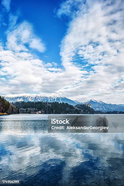 Lago Di Bled Slovenia - Fotografie stock e altre immagini di Acqua - Acqua, Alpi, Alta Carniola