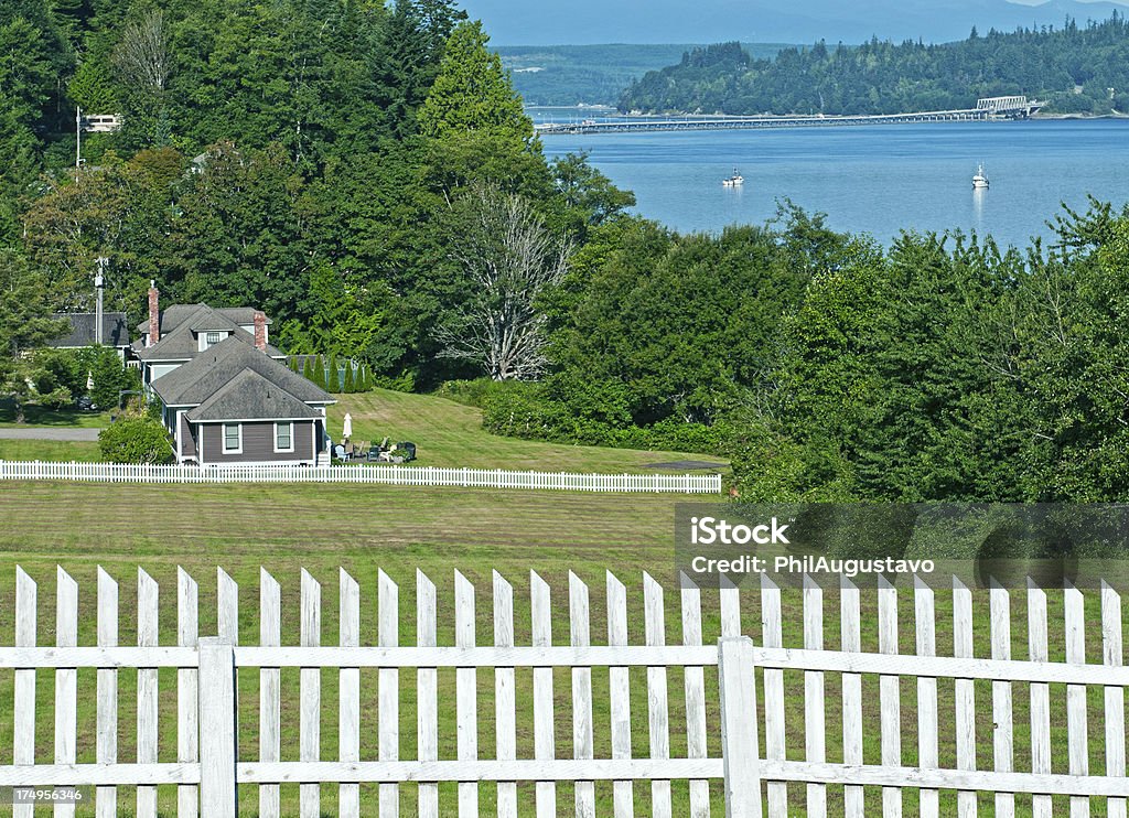 Alquiler de vacaciones s'encuentra en el histórico molino de la ciudad - Foto de stock de Estado de Washington libre de derechos