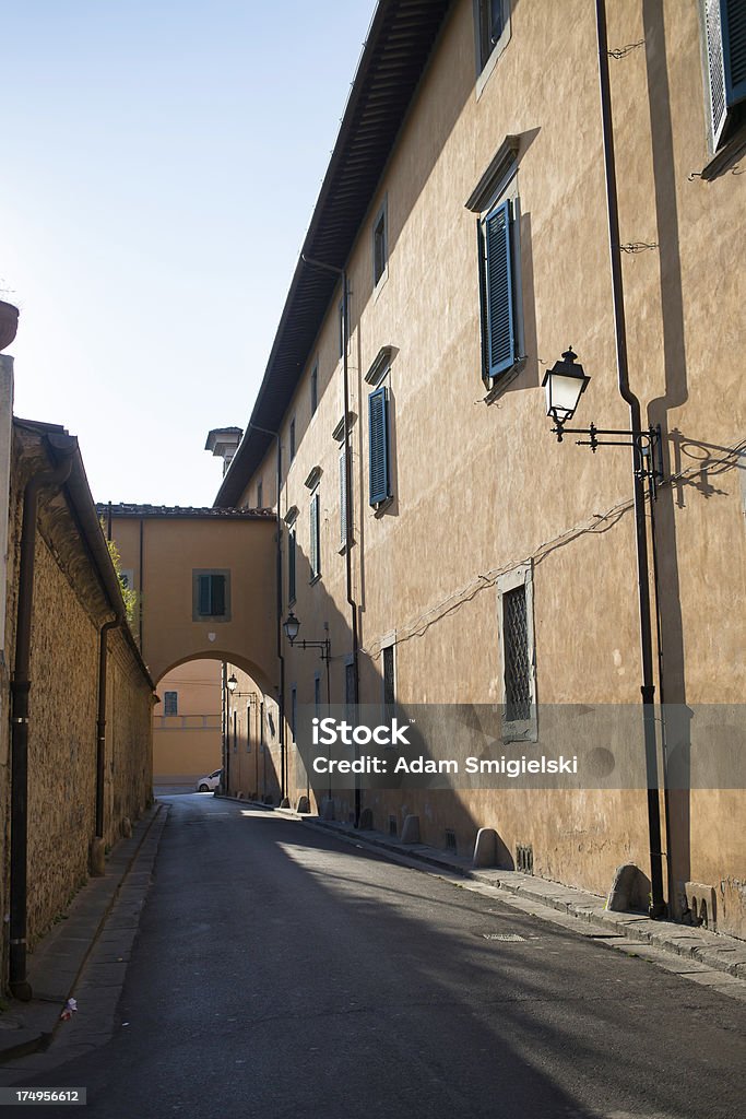 Romantica Villaggio italiano - Foto stock royalty-free di Acciottolato