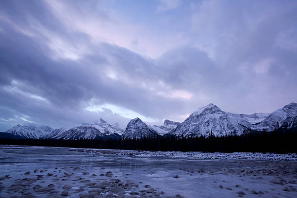 istock Canadian Rockies 174958526