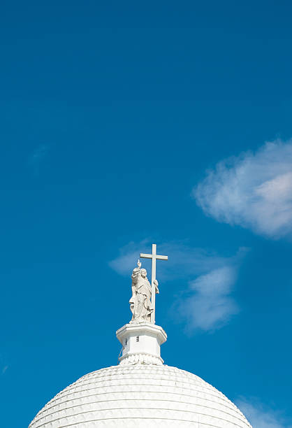 istock Top of the Dome 174960099