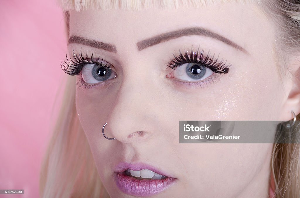 클로즈업 광범위한 eyed 미의 핑크 - 로열티 프리 20-24세 스톡 사진