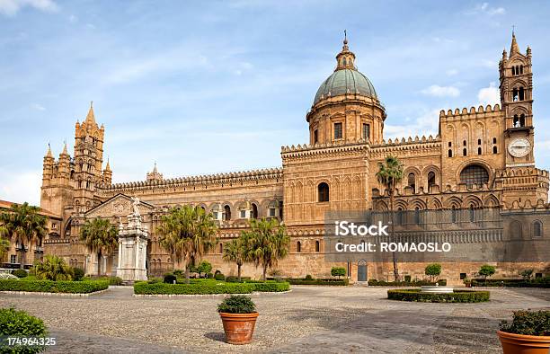 Foto de Catedral Palermo Sicília Itália e mais fotos de stock de Catedral Palermo - Catedral Palermo, Barroco, Catedral