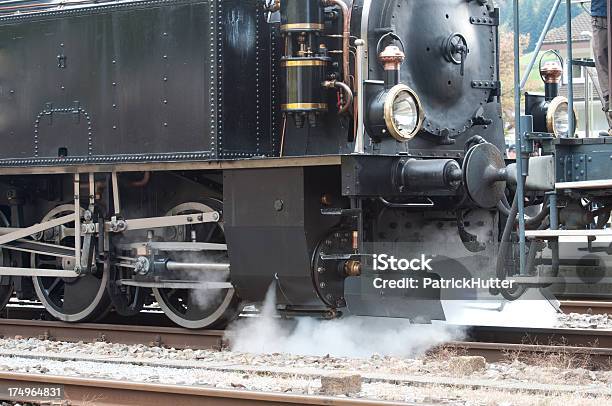 Steam Locomotive Stockfoto und mehr Bilder von Bahngleis - Bahngleis, Bahnhof, Bewegung