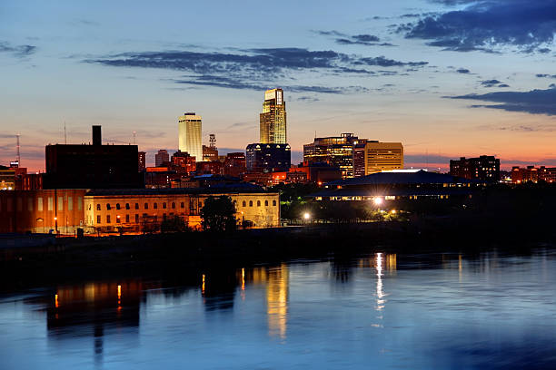 오마하발 - omaha nebraska nebraska skyline building exterior 뉴스 사진 이미지