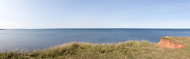 Cavendish Panorama Cliff overlooking Prince Edward Island National Park at Cavendish. Horizontal.-For more Maritime Canada images, click here.  CANADA'S MARITIME PROVINCES  cavendish beach at prince edward island national park canada stock pictures, royalty-free photos & images