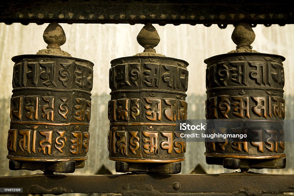 Roda para orações tibetanas nepal - Foto de stock de Bagmati royalty-free