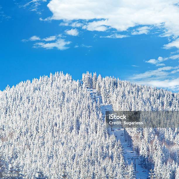 ケーブルカーで山のピークの冬 - エクストリームスポーツのストックフォトや画像を多数ご用意 - エクストリームスポーツ, エレベーター, ケーブル線