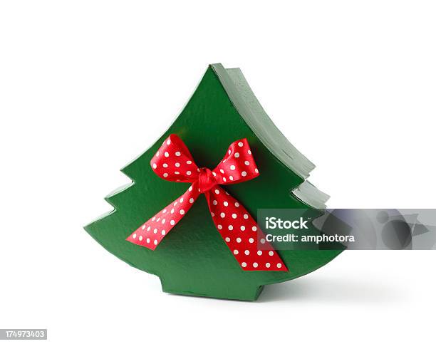 Regalo De Navidad Foto de stock y más banco de imágenes de Adorno de navidad - Adorno de navidad, Caja, Caja de regalo