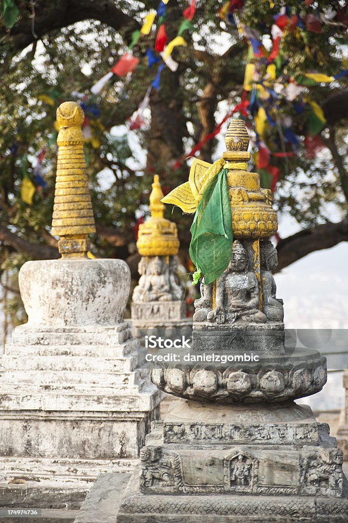 Buddhas centenarios de cuatro direcciones - Foto de stock de Antiguo libre de derechos