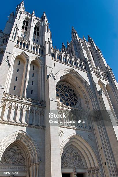 Catedral Nacional Washington Dc Foto de stock y más banco de imágenes de Aguja - Chapitel - Aguja - Chapitel, Albañilería, Arquitectura