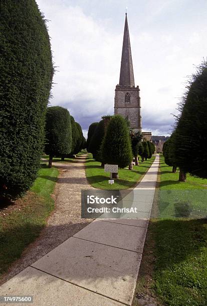 Picturesque Cotswoldspainswick - Fotografias de stock e mais imagens de Ao Ar Livre - Ao Ar Livre, Cemitério, Cotswolds