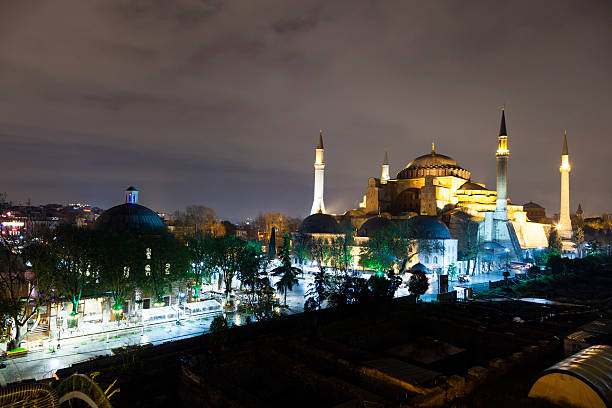 Moon   : https://science.nasa.gov/image-detail/amf-pia00405/\n\nHagia Sophia Museum with full Moon \