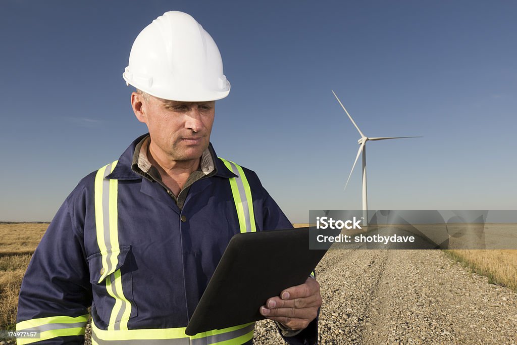 Estrada de energia limpa - Foto de stock de Turbina Eólica royalty-free