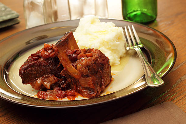 istock Cider and Cranberry braised beef short ribs 174978464