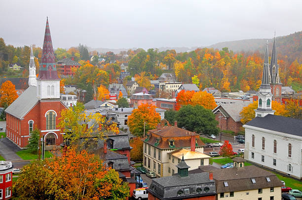 istock Autumn Montpelier, Vermont 174984741