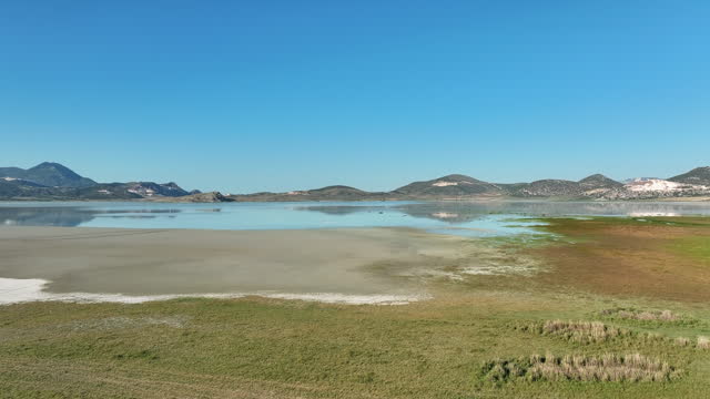 Yarisli Lake