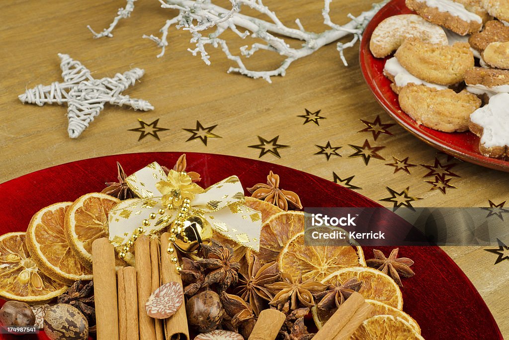 Weihnachtsplätzchen und Gewürzen - Lizenzfrei Advent Stock-Foto
