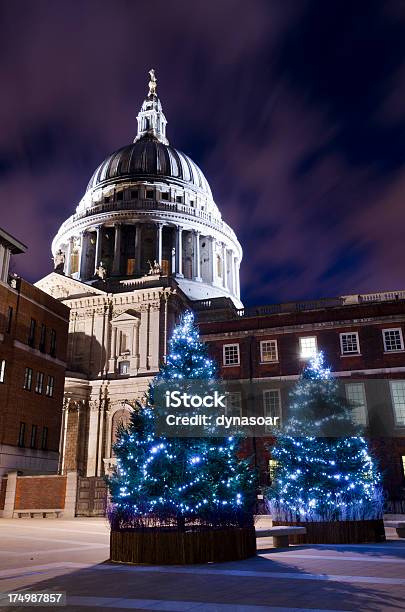 Natale A Londra La Cattedrale Di St Paul - Fotografie stock e altre immagini di Natale - Natale, Cattedrale di Saint Paul, Londra