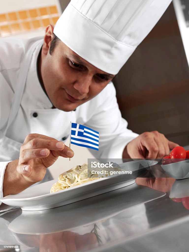 Chef grego concluir massa - Foto de stock de Chef de cozinha royalty-free
