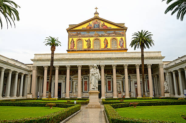 istock Basilica San Paolo in Rome 174989606