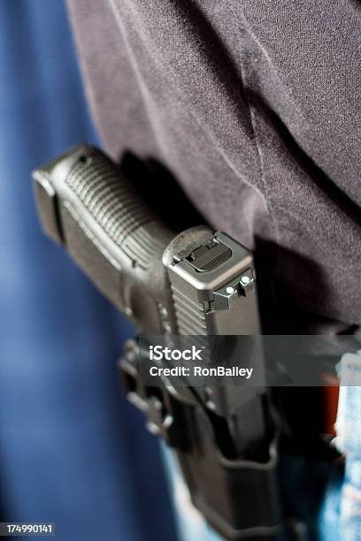 Aperta Trasporto - Fotografie stock e altre immagini di Sicurezza sul posto di lavoro - Sicurezza sul posto di lavoro, Arma da fuoco, Armi