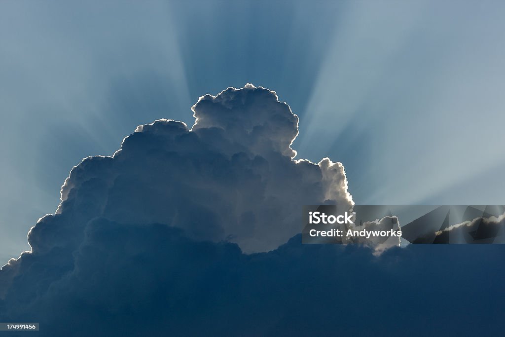 Dramatischer Himmel - Lizenzfrei Dramatischer Himmel Stock-Foto