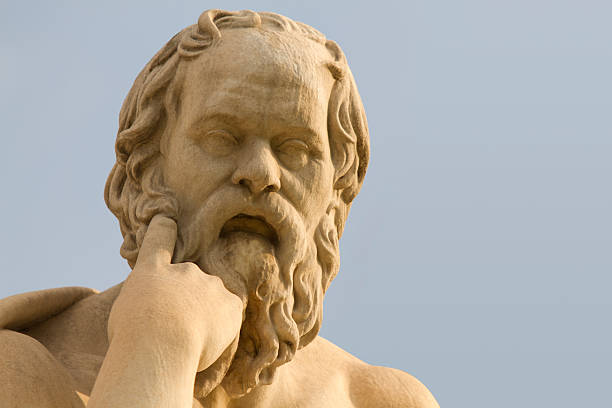 здесь родились сократ, древнегреческого философа - athens academy стоковые фото и изображения