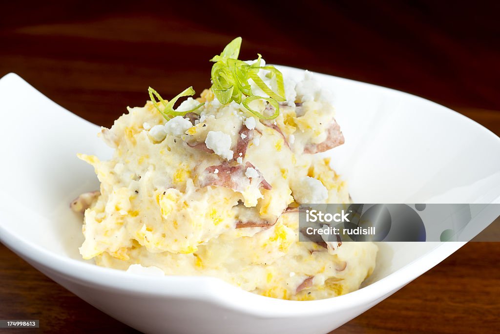 Картофельный салат - Стоковые фото Картофельное пюре роялти-фри
