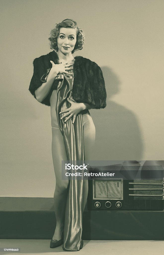 1940 Ą style.Female Portret - Zbiór zdjęć royalty-free (1940-1949)