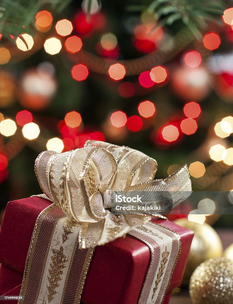 Regalo di Natale - Foto stock royalty-free di Albero