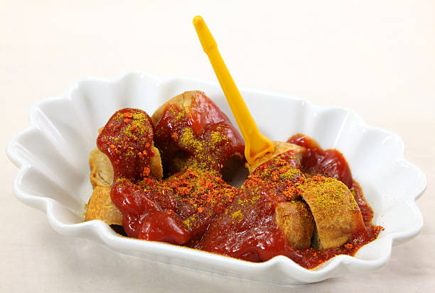 currywurst più hot - currywurst foto e immagini stock