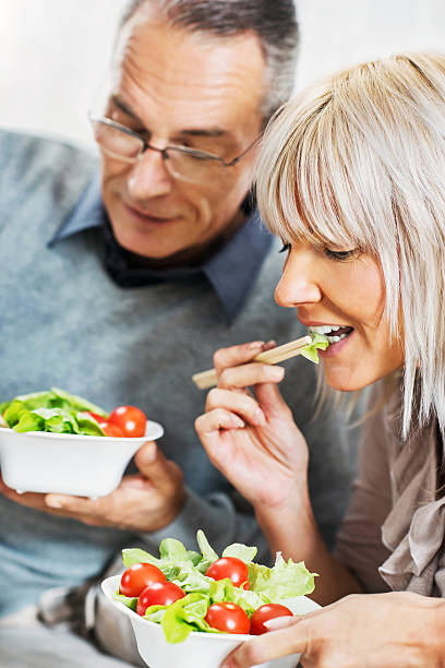 istock Couple eating healthy breakfast. 175000151