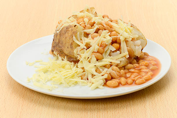 istock Baked jacket potato filled with beans and cheese 175000166