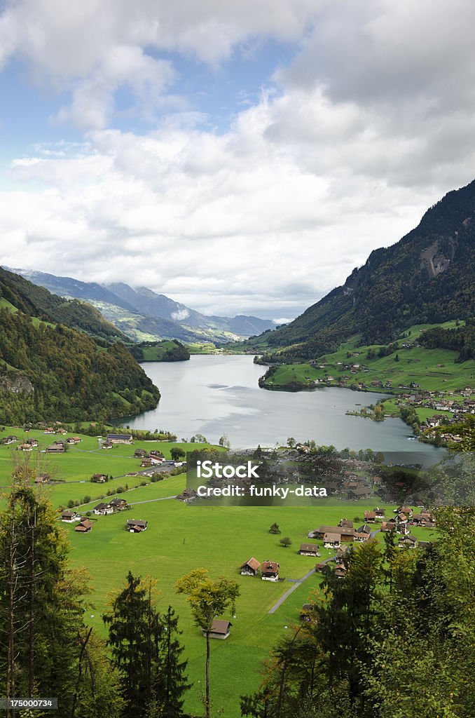 Lungerner See-See Lungern der Schweiz - Lizenzfrei Luzern Stock-Foto