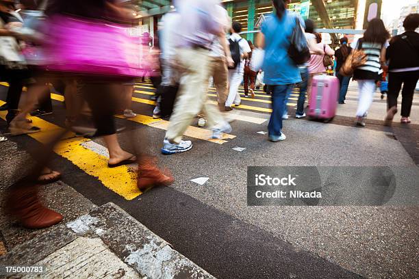 香港の群衆の交差点 - アクションショットのストックフォトや画像を多数ご用意 - アクションショット, アジアおよびインド民族, アジア大陸